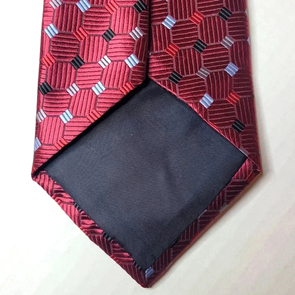 Van Heusen Men's Geometric Pattern Necktie *